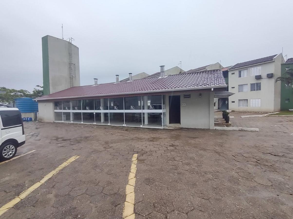 Apto Espetacular A 50 M Do Mar Em Condominio Com Piscinas Maravilhosas 瓜拉图巴 外观 照片