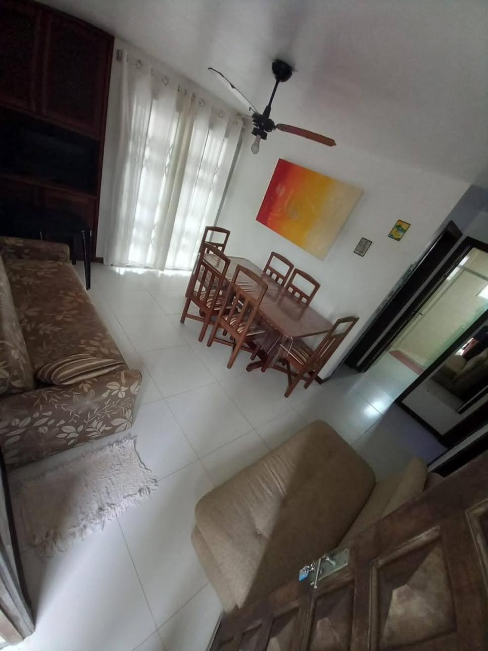 Apto Espetacular A 50 M Do Mar Em Condominio Com Piscinas Maravilhosas 瓜拉图巴 外观 照片