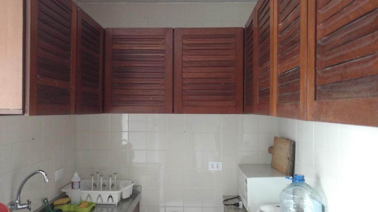 Apto Espetacular A 50 M Do Mar Em Condominio Com Piscinas Maravilhosas 瓜拉图巴 外观 照片