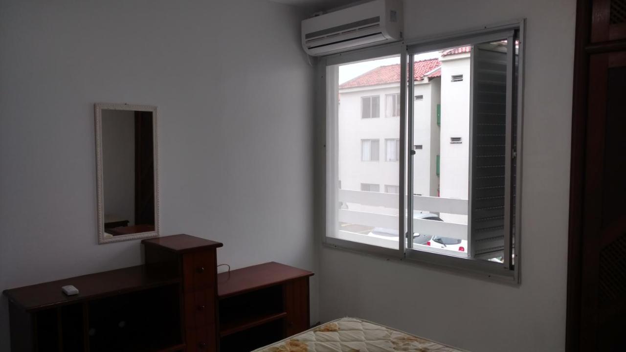Apto Espetacular A 50 M Do Mar Em Condominio Com Piscinas Maravilhosas 瓜拉图巴 外观 照片